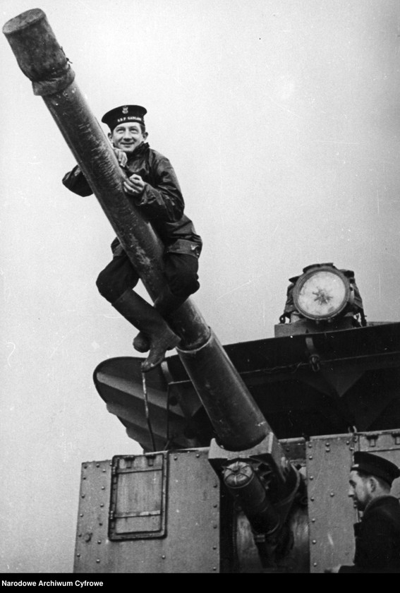 image.from.unit.number "Marynarze ORP "Garland""