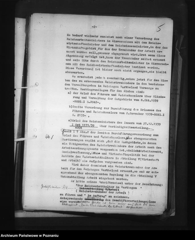 Obraz 10 z jednostki "Aufbau und Zuständigkeit der verschiedenen Verwaltungszweige. Reichstreuhänder der Arbeit"
