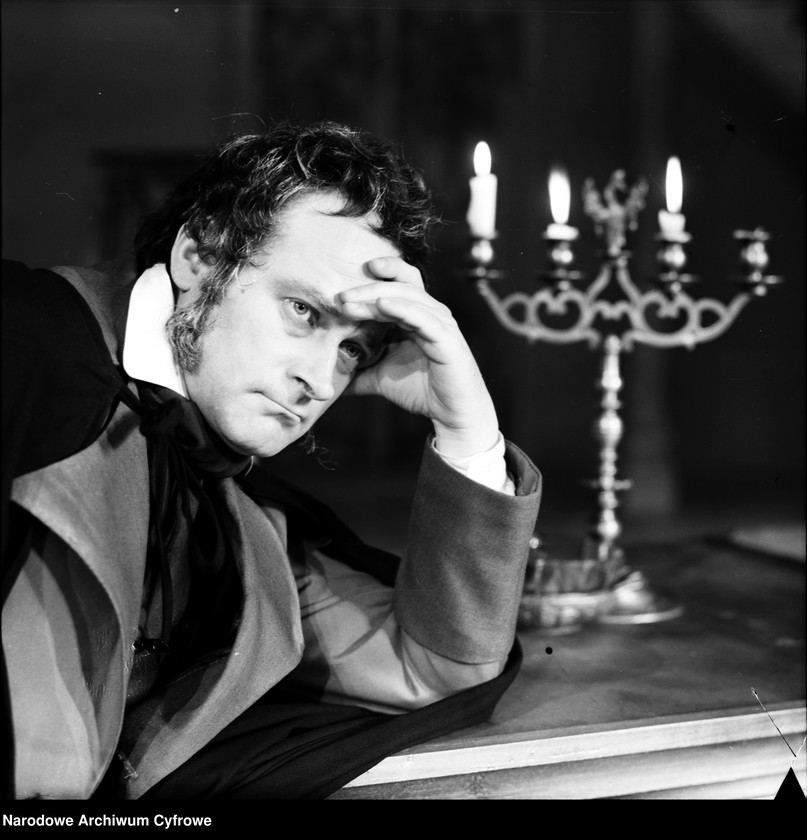 image.from.unit.number "Warszawa. Teatr Nowy - sztuka "Lelewel""