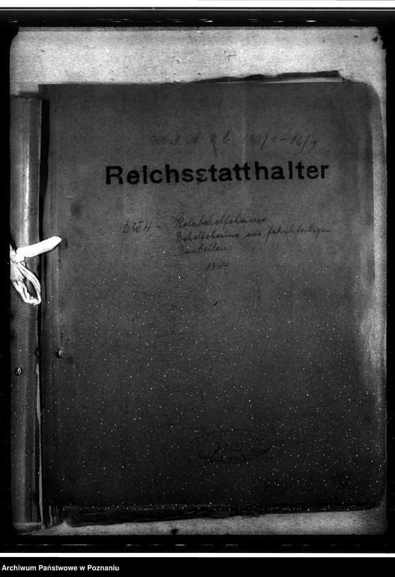 Obraz 4 z jednostki "Holzbehelfsheime. Behelfsheime aus Fabrikfertigen Bauteilen"