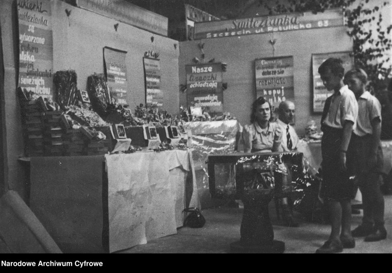 image.from.unit.number "Wystawa Dorobku Gospodarczego Wybrzeża w Szczecinie"