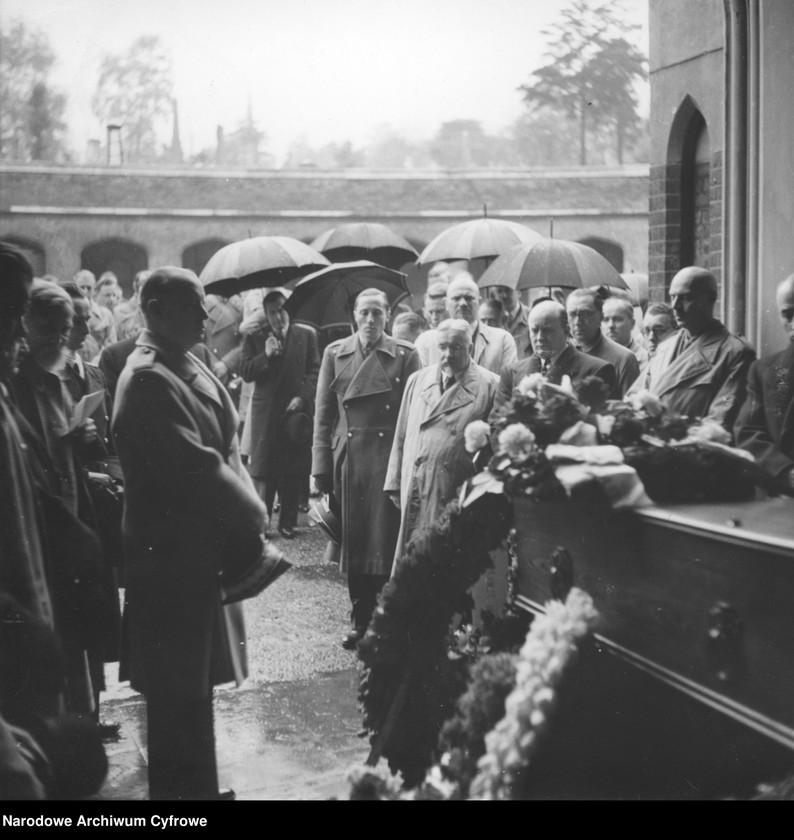 image.from.unit.number "Pogrzeb Mieczysława Mastka - posła Rady Narodowej"