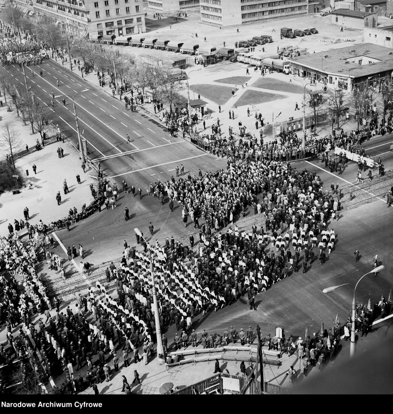 Obraz 17 z jednostki "Obchody 1 Maja w Warszawie"