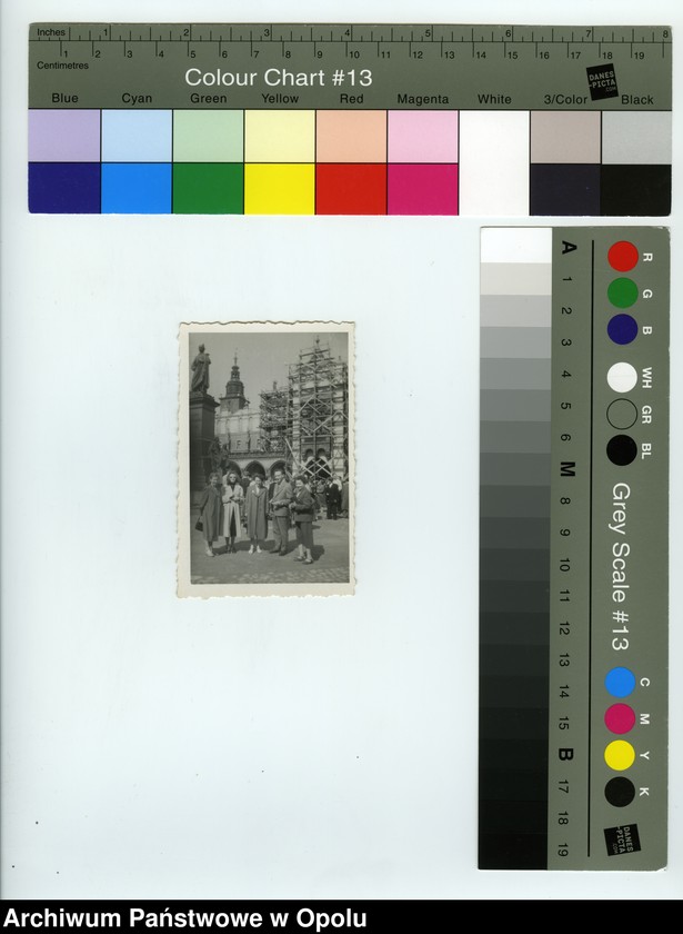 Obraz 8 z kolekcji "Fotografie pracowników Wojewódzkiego Archiwum Państwowego w Opolu"