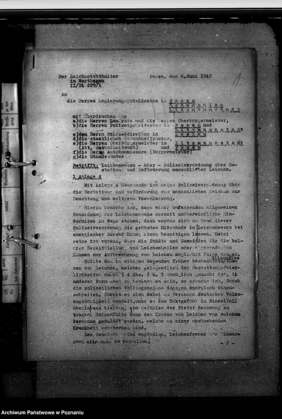 Obraz 5 z jednostki "Bestattung menschlicher Leichen. Überwachung der Lager des Bundes Deutscher Mädel. Bekämpfung der Verlausung. Typhussonderermittlung"