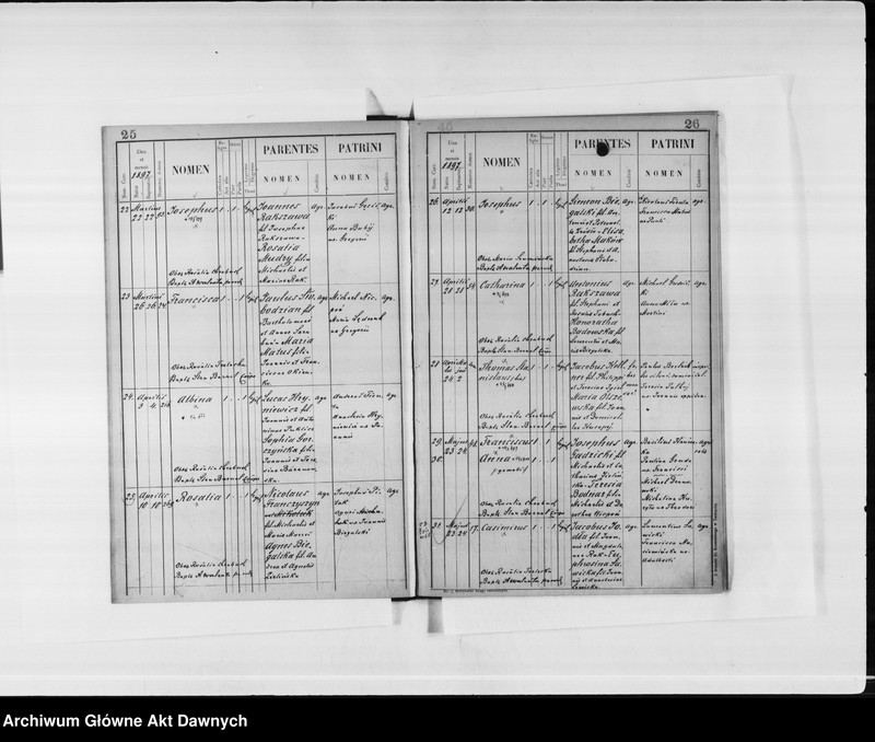 image.from.unit.number "Parafia: Grzymałów. Dekanat: Skałat. Księga metrykalna urodzeń tylko dla wsi Ostapie*. Tom III."