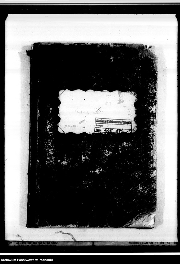 image.from.unit.number "Protokoły zebrań zarządu w Śremie. Luźne wycinki prasowe poświęcone osobie Konstantego Sczanieckiego- po jego śmierci- prezes Towarzystwa gostyńskiego."