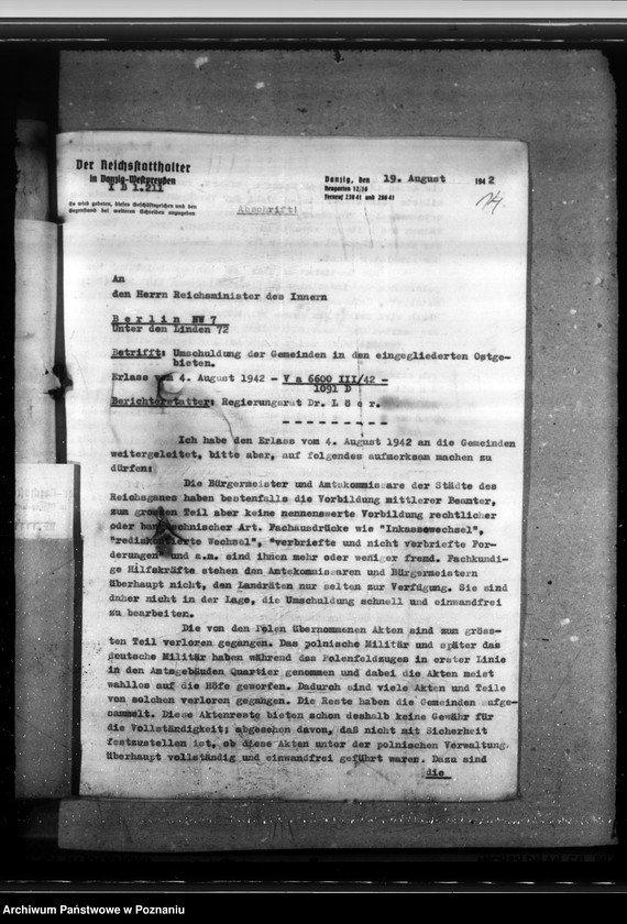 Obraz 17 z jednostki "Wertpapiere. Vermögen der Gemeinden. Liquidation der polnischen Sparkassen. Vorkriegsforderungen der Danziger Werft an die Gemeinden"