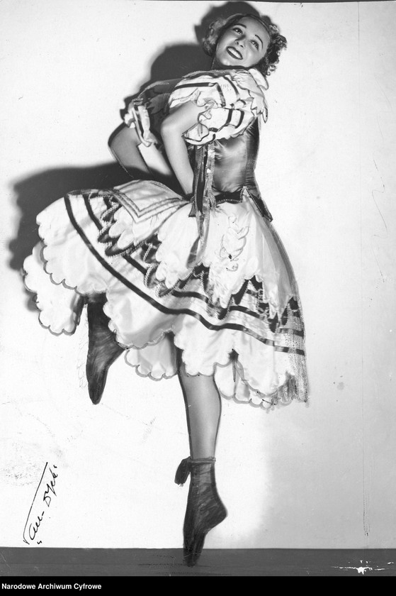 image.from.unit.number "Olga Sławska"