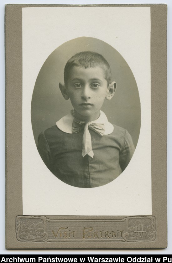 Obraz 12 z kolekcji "Chłopcy w niebieskich mundurkach... - uczniowie pułtuskiego Gimnazjum z okresu I wojny światowej"