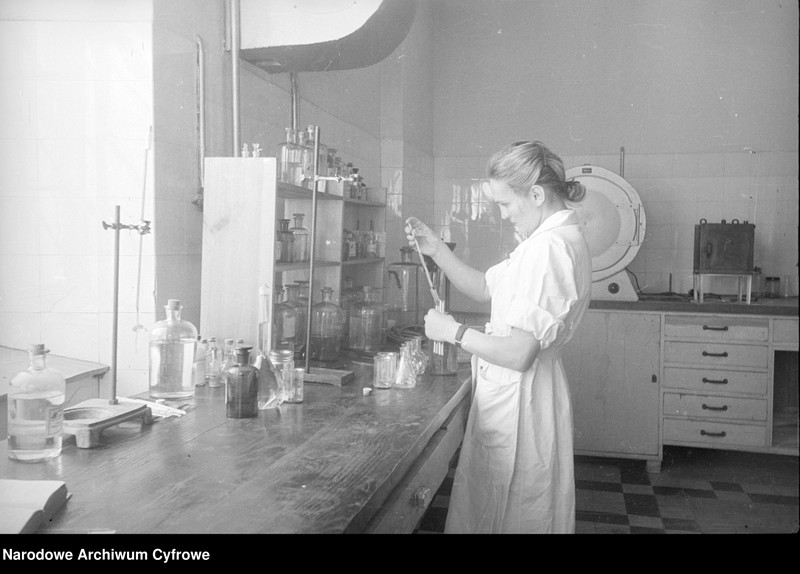 Obraz 2 z kolekcji "Kobiety w nauce111"