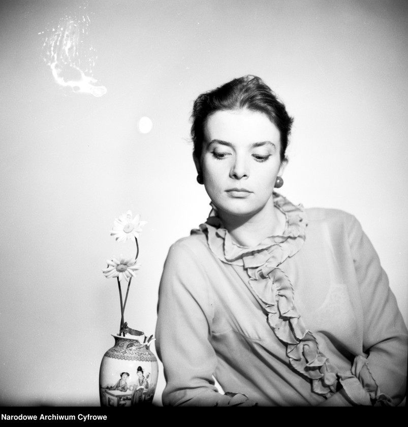 image.from.unit.number "Zofia Saretok, aktorka"