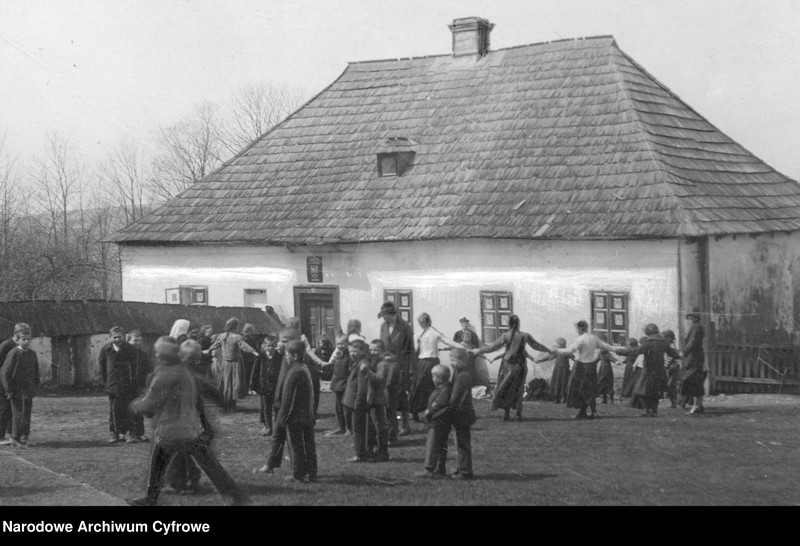 Obraz 10 z kolekcji "Pierwszy dzwonek sprzed lat111"