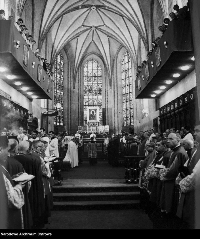 image.from.collection.number "Bazylika Archikatedralna w Warszawie p.w. Męczeństwa św. Jana Chrzciciela111"
