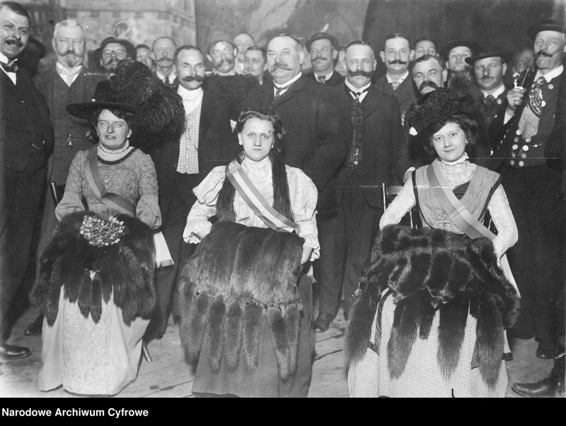 image.from.unit.number "Stroje historyczne z końca XIX wieku"