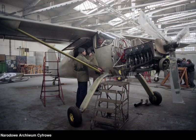 image.from.unit.number "Wytwórnia Sprzętu Komunikacyjnego nr 4 "Okęcie" (PZL-Okęcie) w Warszawie"