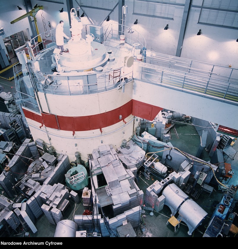 image.from.unit.number "Reaktor atomowy "EWA" w Instytucie Badań Jądrowych w Świerku"