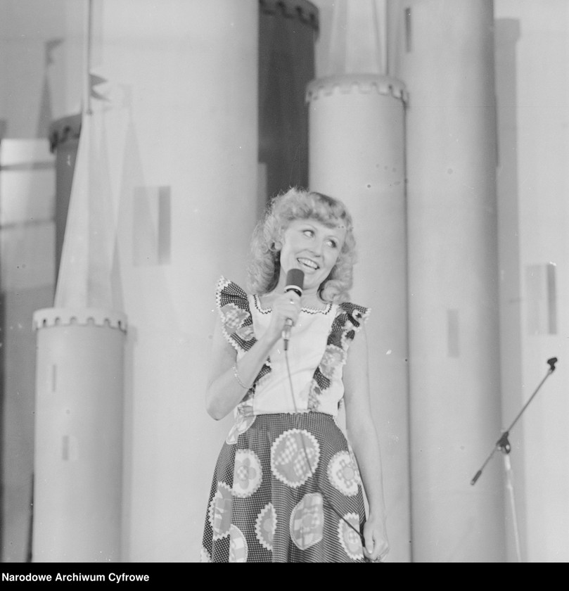 image.from.unit.number "XII Krajowy Festiwal Piosenki Polskiej w Opolu"
