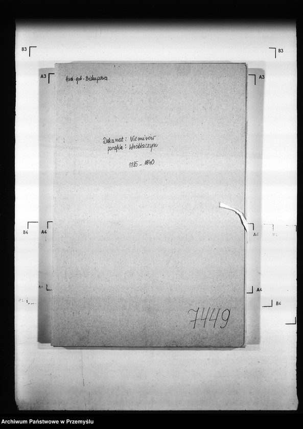 Obraz 4 z jednostki "[Kopie ksiąg metrykalnych parafii Wróblaczyn z filią Wola Wróblaczyńska (dekanat Niemirów)]"