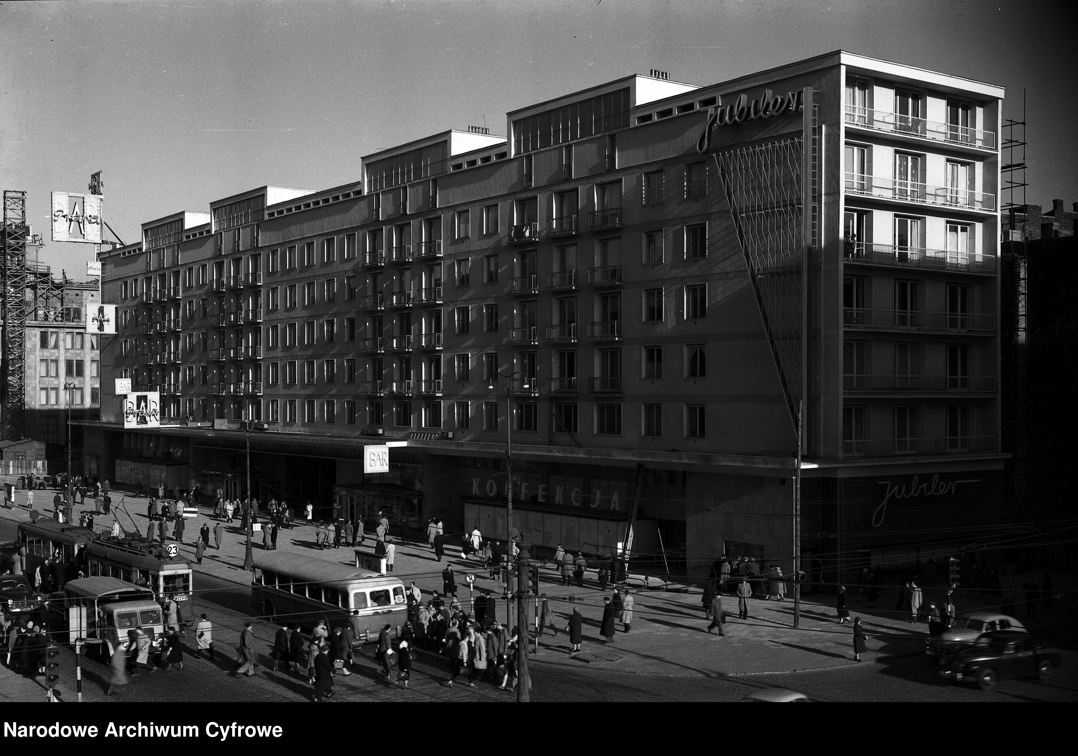 Skan z jednostki: Aleje Jerozolimskie w Warszawie