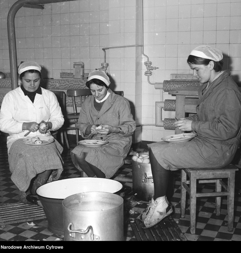 image.from.unit.number "Stołówka zakładów "Tewa" w Warszawie"