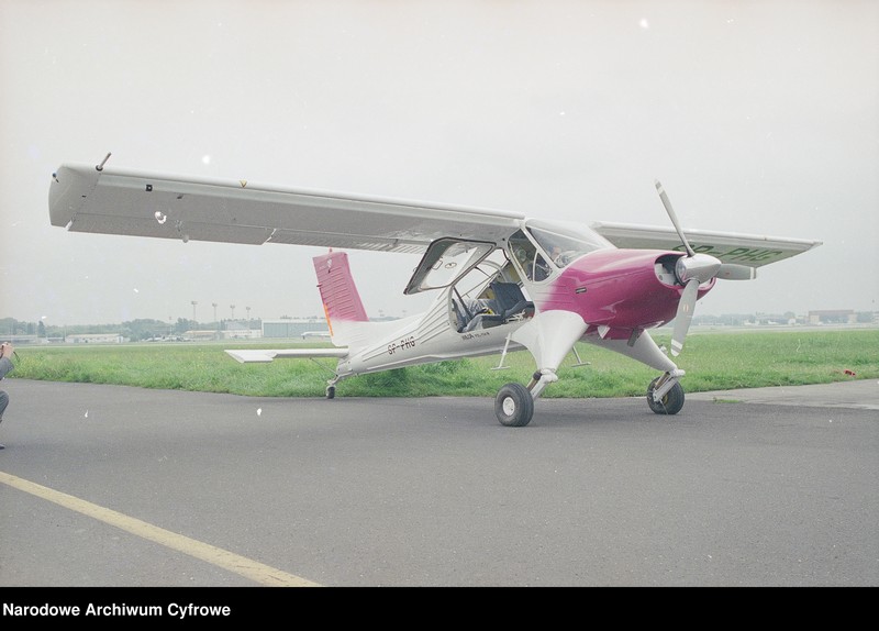 image.from.unit.number "Samolot PZL-104M Wilga 2000 (SP-PHG) - oblot prototypu"