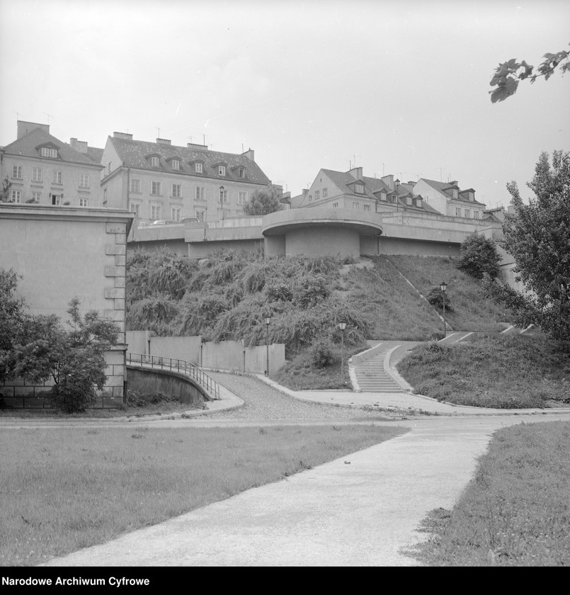 image.from.unit.number "Stare Miasto w Warszawie - widok od strony Wisły"