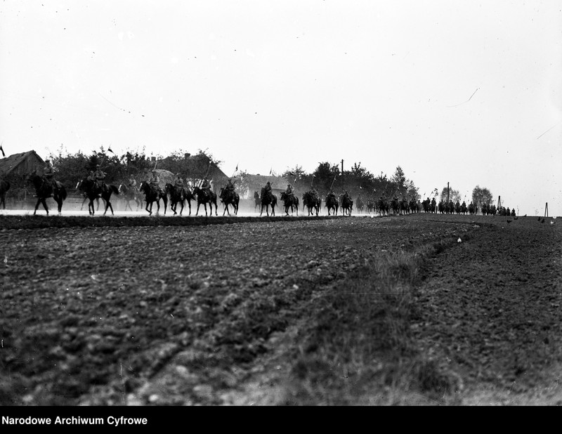Obraz 13 z jednostki "Święto Kawalerii w Krakowie z okazji 250 rocznicy Odsieczy Wiedeńskiej "