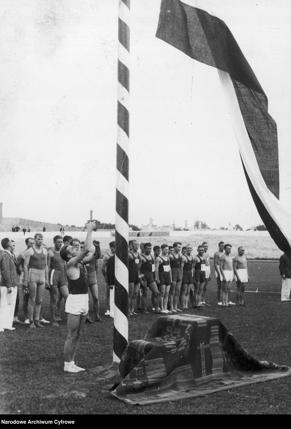 image.from.unit.number "Lekkoatletyczne mistrzostwa Polski na Stadionie Wojska Polskiego im. Marszałka Józefa Piłsudskiego w Warszawie"