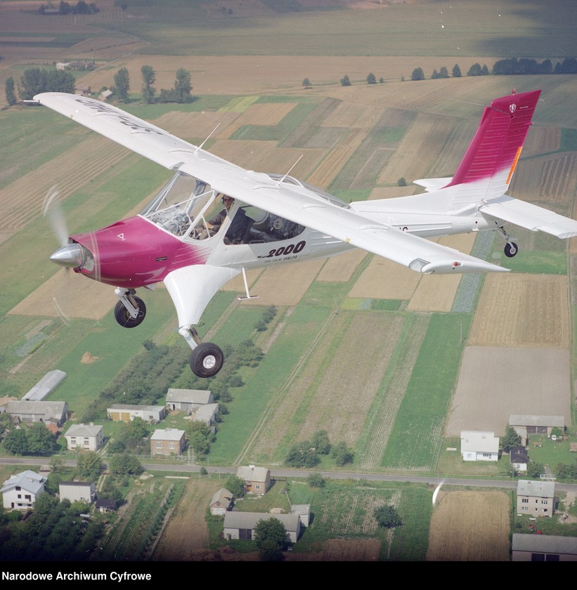 image.from.unit.number "Samolot PZL-104M Wilga 2000 (SP-PHG) - oblot prototypu"