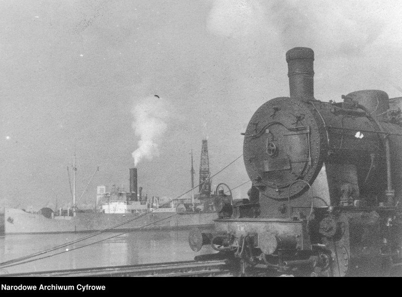 image.from.unit.number "Urządzenia portowe w Gdańsku"