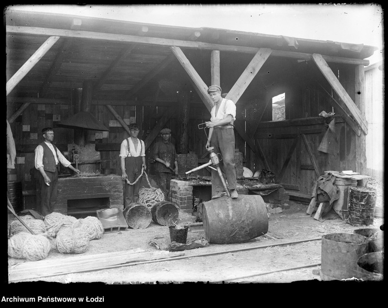 Obraz 1 z jednostki "Fabryka kitu asfaltowego"