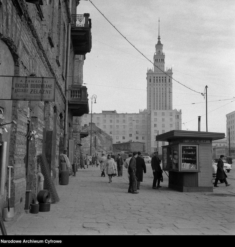 image.from.unit.number "Plac Grzybowski w Warszawie"