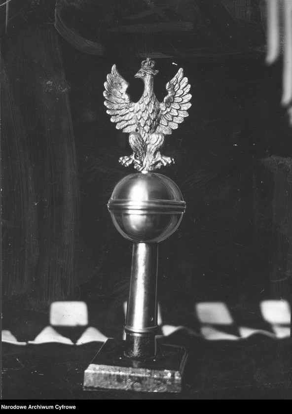 image.from.unit.number "Sztandar ufundowany przez mieszkanki Przemyśla dla 18 pułku piechoty austriackiej Obrony Krajowej (Landwehr)"