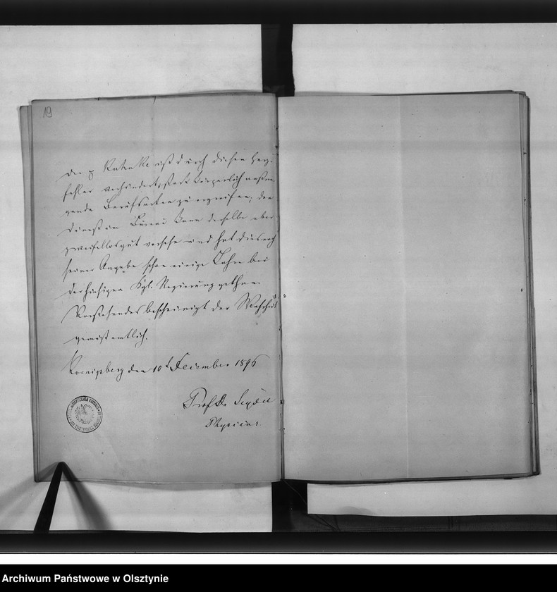 image.from.unit.number "Kanzlei Hilfsarbeiter Kuhnke [Gustav Albert], den 11.2.[18]97 Regierungs Büreau Diätar, den 1.6.1901 Regi.[ierungs] Hauptkassen Buchhalter"