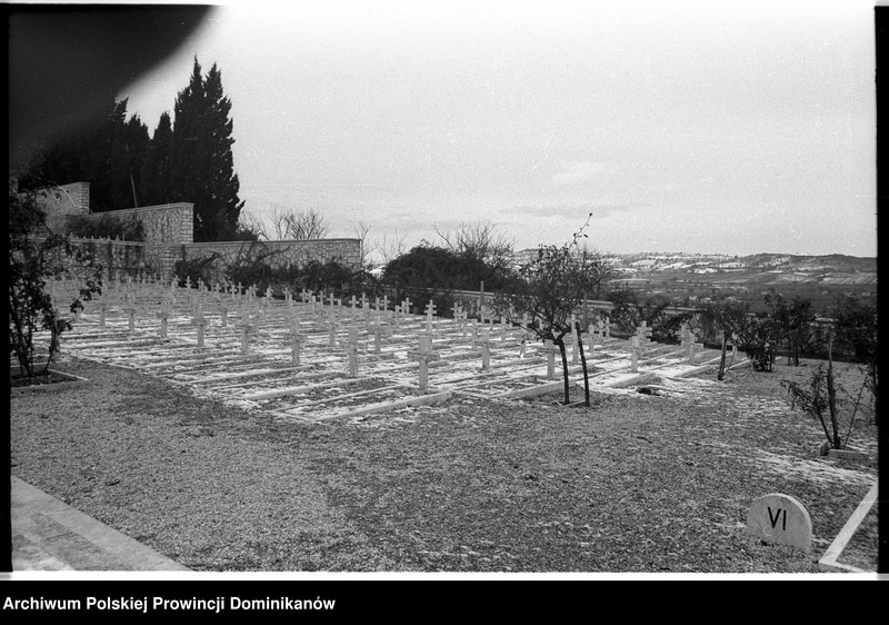 image.from.unit.number "Włochy. Polski Cmentarz Wojenny w Loreto"