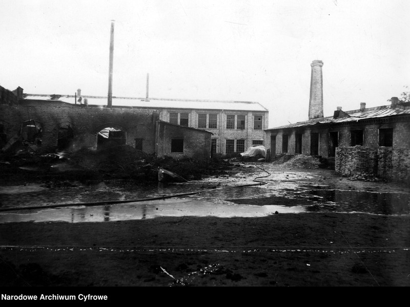 image.from.unit.number "Fabryka Sukna I. D. Szapiro w Białymstoku"