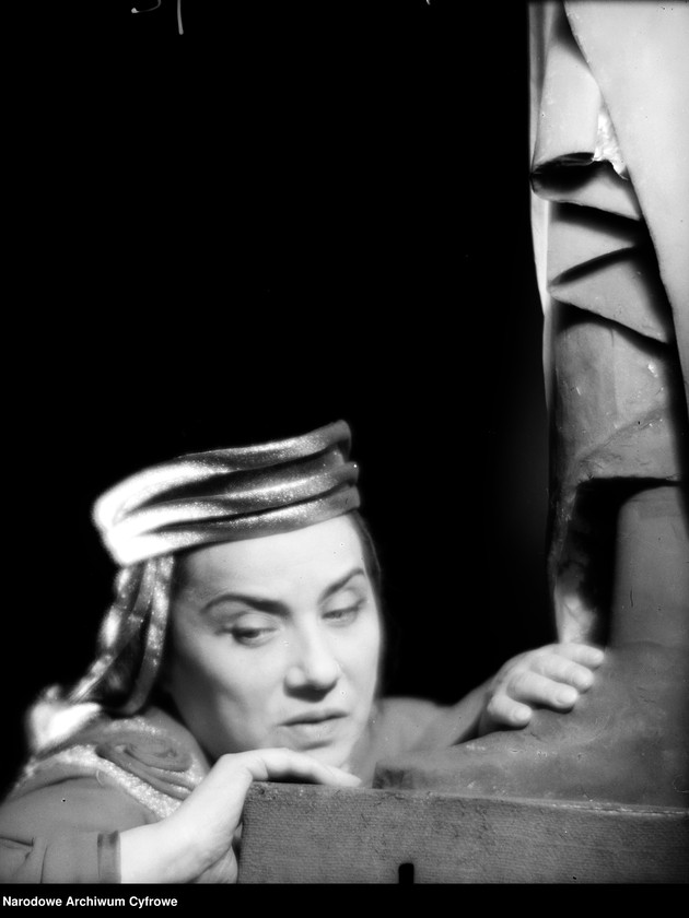 image.from.unit.number "Warszawa. Teatr Narodowy - sztuka "Fedra""