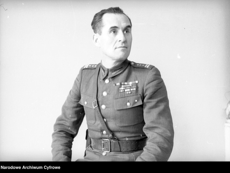 image.from.unit.number "Życie żołnierzy Ludowego Wojska Polskiego [LWP] w koszarach"