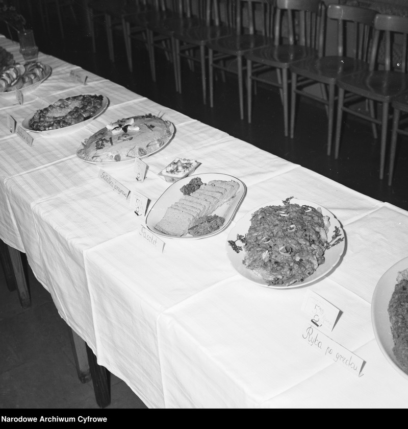 image.from.unit.number "Stołówka zakładów "Tewa" w Warszawie"