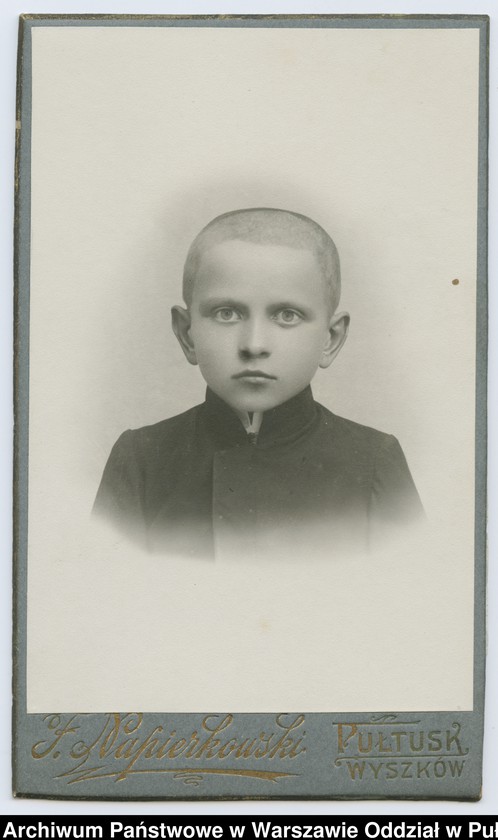 Obraz 32 z kolekcji "Chłopcy w niebieskich mundurkach... - uczniowie pułtuskiego Gimnazjum z okresu I wojny światowej"
