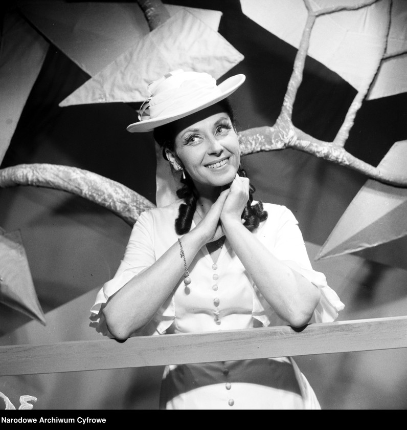 Obraz 7 z jednostki "Warszawa. Teatr Ludowy - sztuka "Żołnierz i bohater""