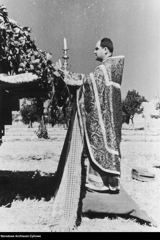 image.from.unit.number "2 Warszawska Dywizja Pancerna"