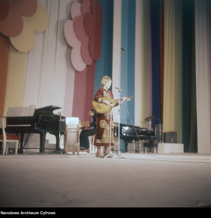 image.from.unit.number "Koncert estradowy "Tylko raz" w Sali Kongresowej Pałacu Kultury i Nauki w Warszawie"