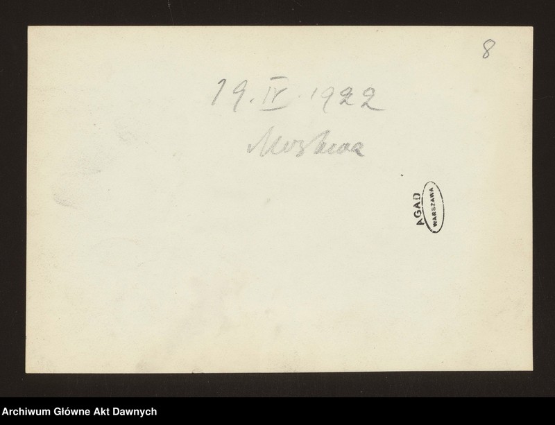 image.from.unit.number "Fotografie członków Mieszanej Komisji Rewindykacyjnej (zbiorowe)."