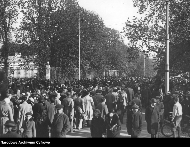 image.from.unit.number "Uroczystości pogrzebowe marszałka Polski Józefa Piłsudskiego w Warszawie"