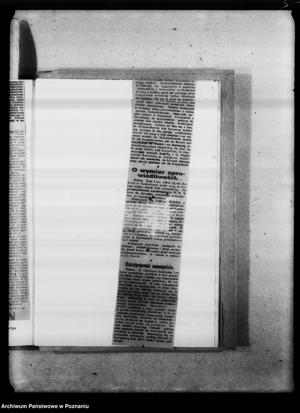 image.from.unit.number "Wycinki prasowe w sprawach polskich o różnej treści."