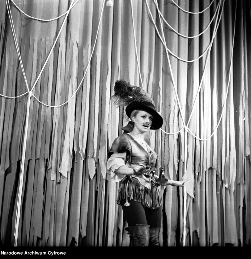 image.from.unit.number "Warszawa. Teatr Nowy - Sztuka "Zielony Gil""