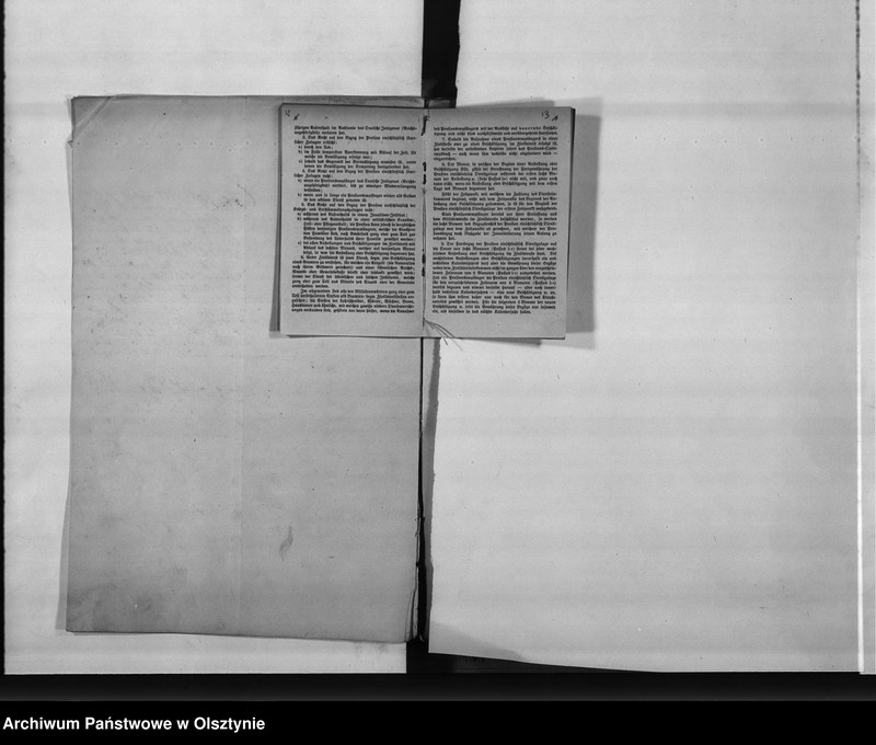 image.from.unit.number "Regierungs-Büreau-Diätar Kunde [August Karl Ferdinand]. 1. April 1895 Reg.[ierungs] Sekr.[etär] Assistent, 1. April 1896 Regierungssekretär, 15. November 1915 Regierungsrat"