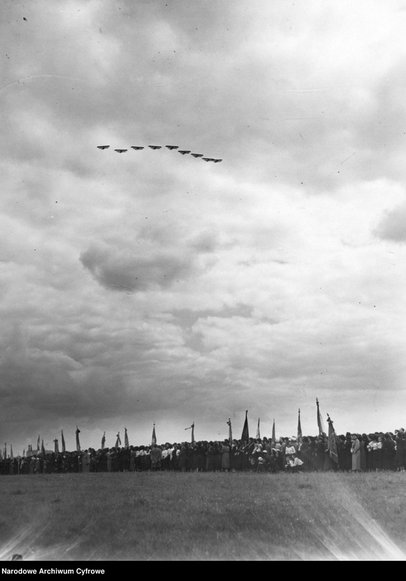 image.from.unit.number "Uroczystości 10-lecia rządów prezydenta RP Ignacego Mościckiego w Warszawie "